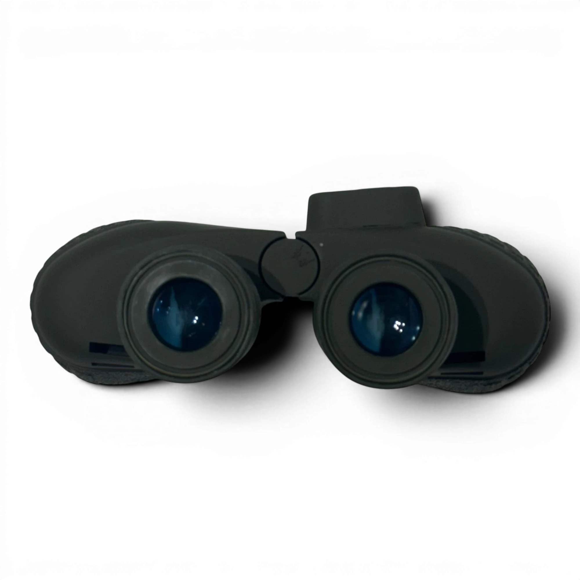 Binoklipood floating waterproof marine binoculars with integrated compass and rangefinder reticle.